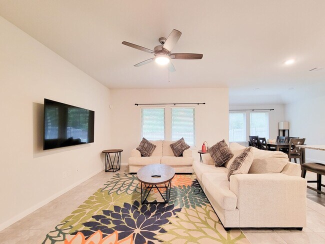 Building Photo - 6523 Fiddlewood Thicket Ln