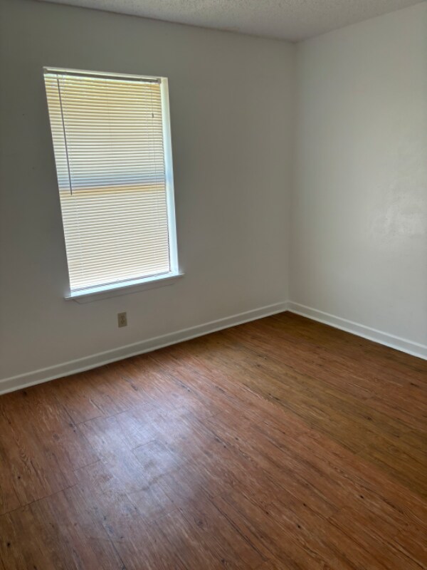 Building Photo - 227 Mack Hollimon Dr