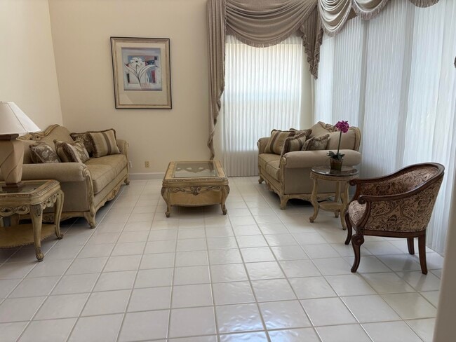 Building Photo - 927 Augusta Pointe Dr