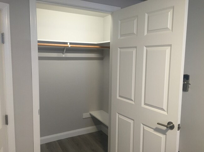 Large closet - 499 Evergreen Ave