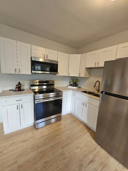 Building Photo - 8114 N 11th St