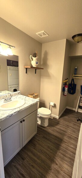 Building Photo - 4075 Autumn Heights Dr