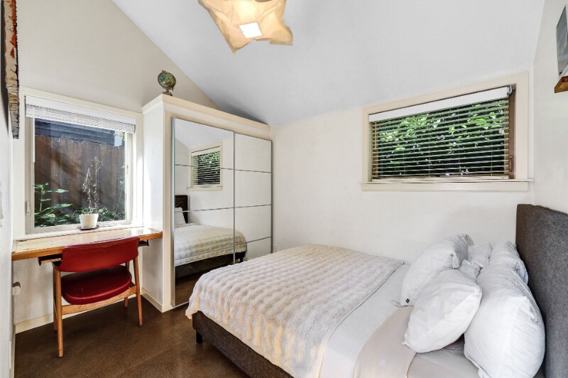 Building Photo - 2765 E 18th Ave