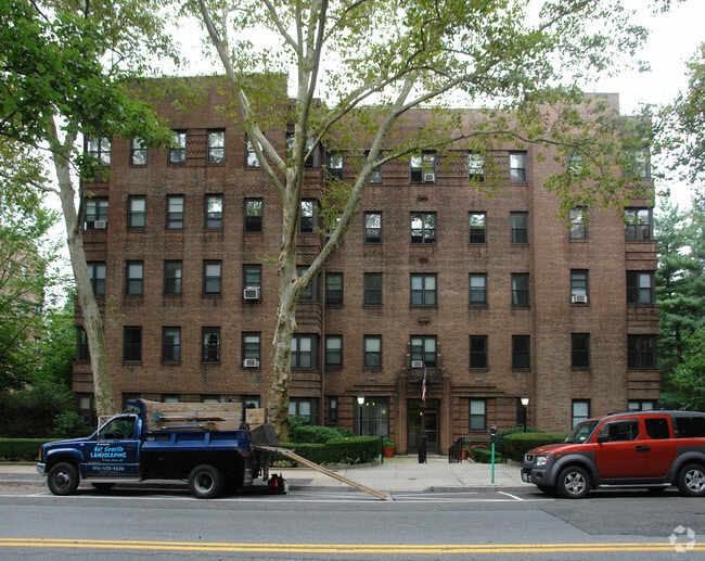 160 E Hartsdale Ave. - 160 E Hartsdale Ave