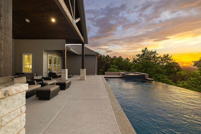 Building Photo - 3417 Pr Hts Dr
