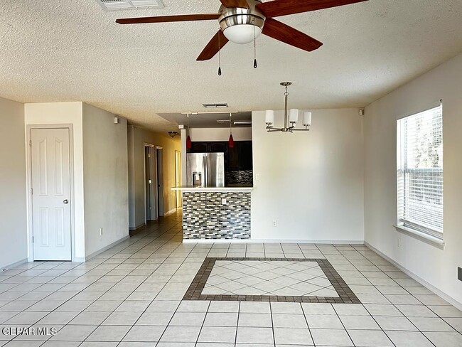 Building Photo - 6173 Snowy River Pl