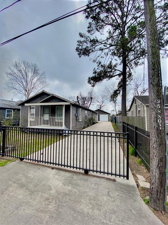 Building Photo - 132 Grothe Ln