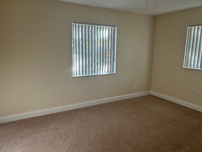 Floorplan - La Aloma Apartments