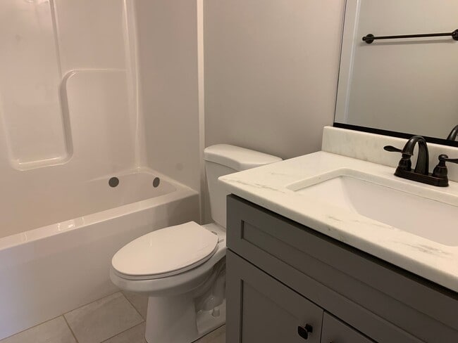 Building Photo - Cornerstone Townhomes-Convenient Timberlak...