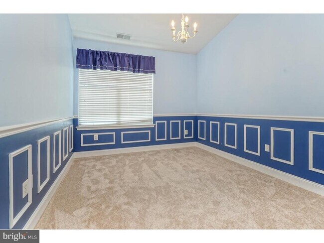 Building Photo - 508 Captains Way