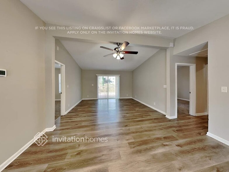 Building Photo - 738 Sheppard Rd