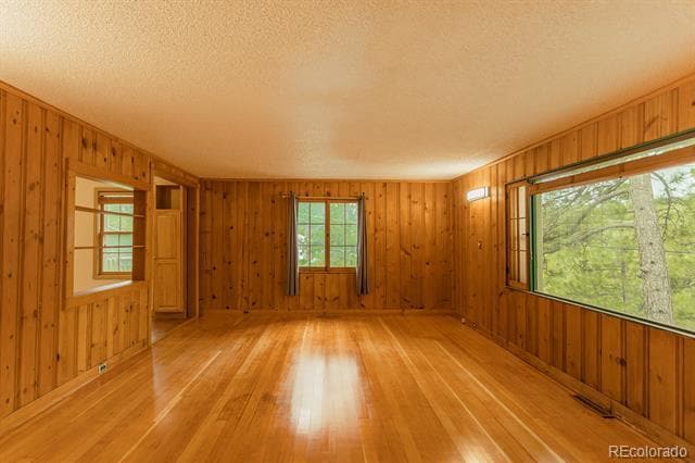 Building Photo - 4850 Forest Hill Rd
