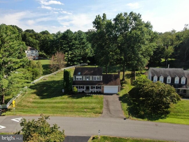 Building Photo - 1345 Carpers Farm Way