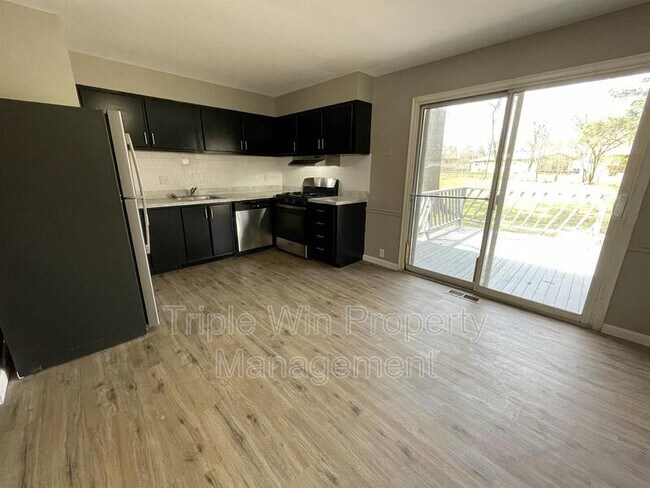 Building Photo - 11923 San Andres Dr