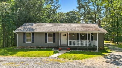 Building Photo - 1166 E Lois Ct