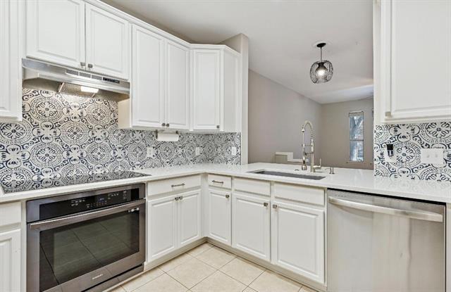 Building Photo - 152 Leonard St