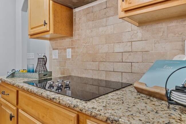 Building Photo - 201 Mantle Dr NW