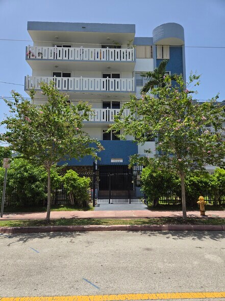 Building Photo - 7900 Tatum Waterway Dr