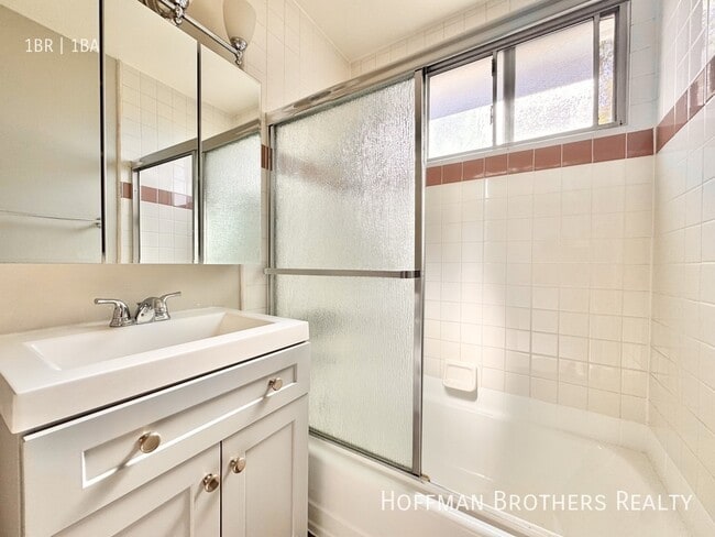 Building Photo - 2509 S Denison Ave