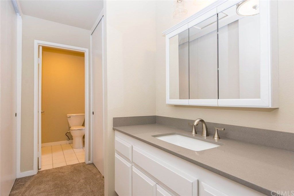 Building Photo - 1104 Tustin Pines Way