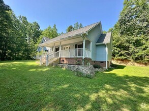 Building Photo - 3 Bedroom Home - Private - Central SC