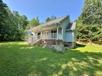 Building Photo - 3 Bedroom Home - Private - Central SC