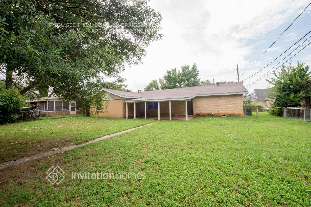 Building Photo - 202 Jefflyn Ct