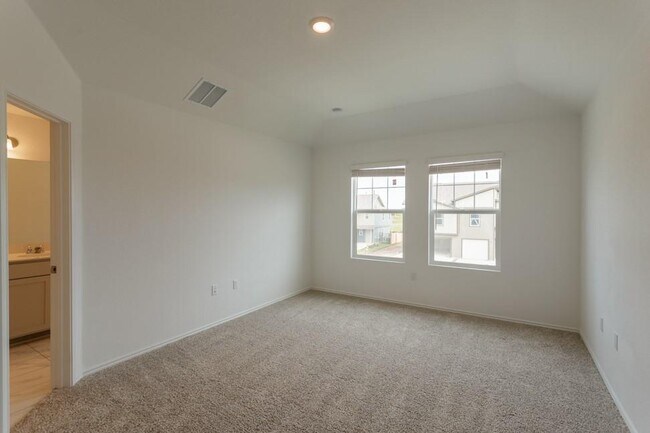 Building Photo - 7237 Spotted Leaf Wy