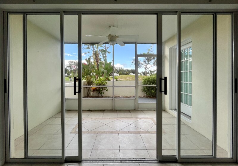 Building Photo - 431 Cerromar Ln
