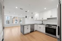 Building Photo - 693 Sutter St