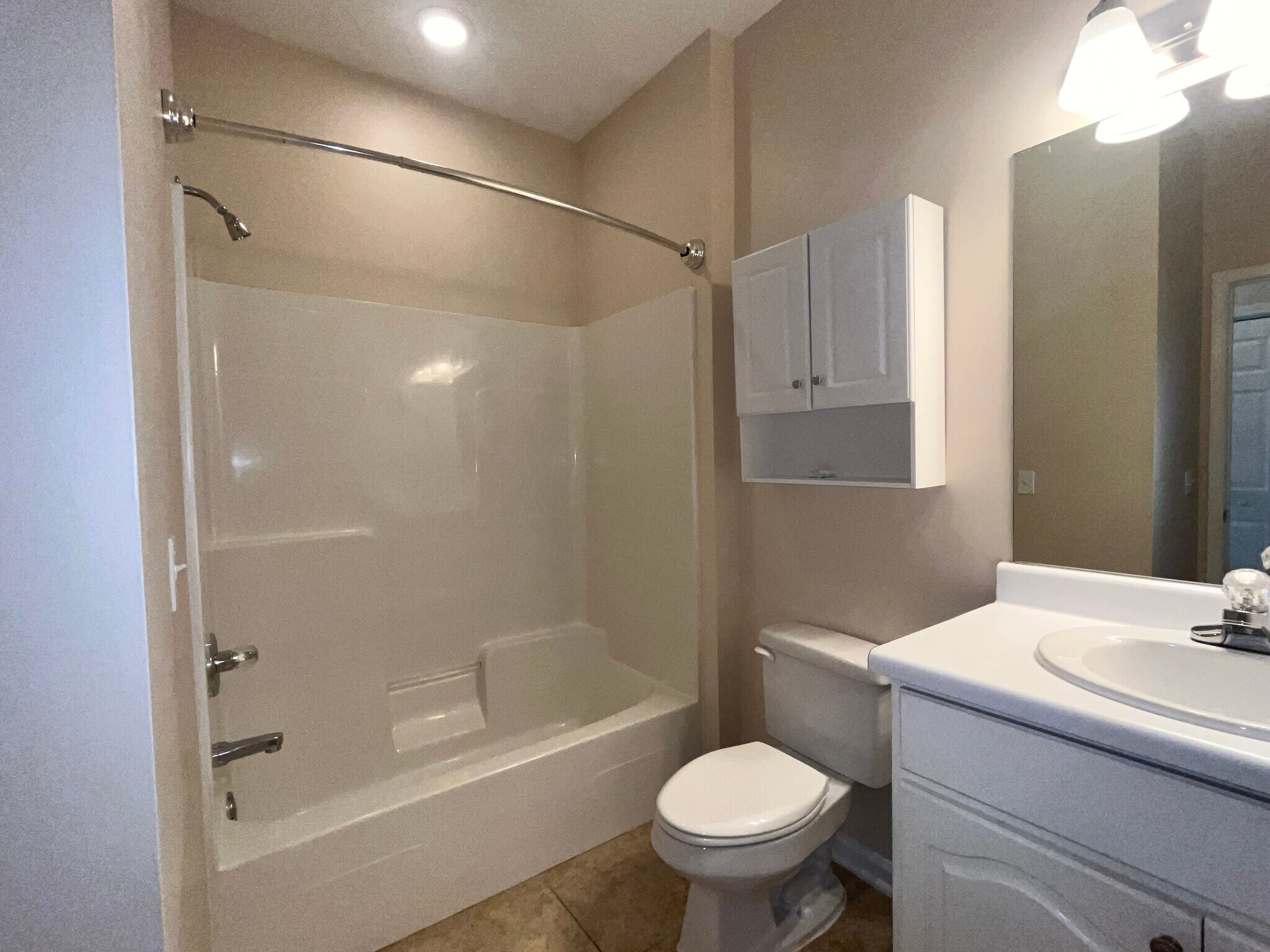 Building Photo - 6214 E Azalea Ave