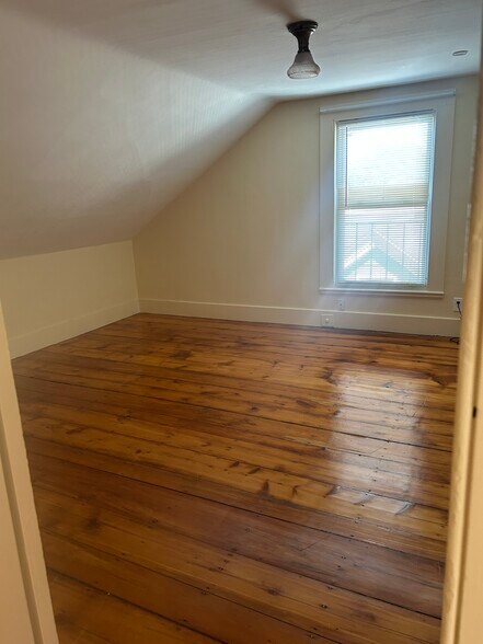 Building Photo - 200 Norfolk St