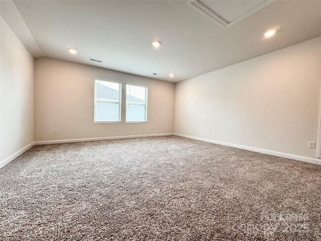 Building Photo - 12441 Stoneybrook Pky