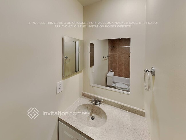 Building Photo - 10349 Sleepy Brook Way