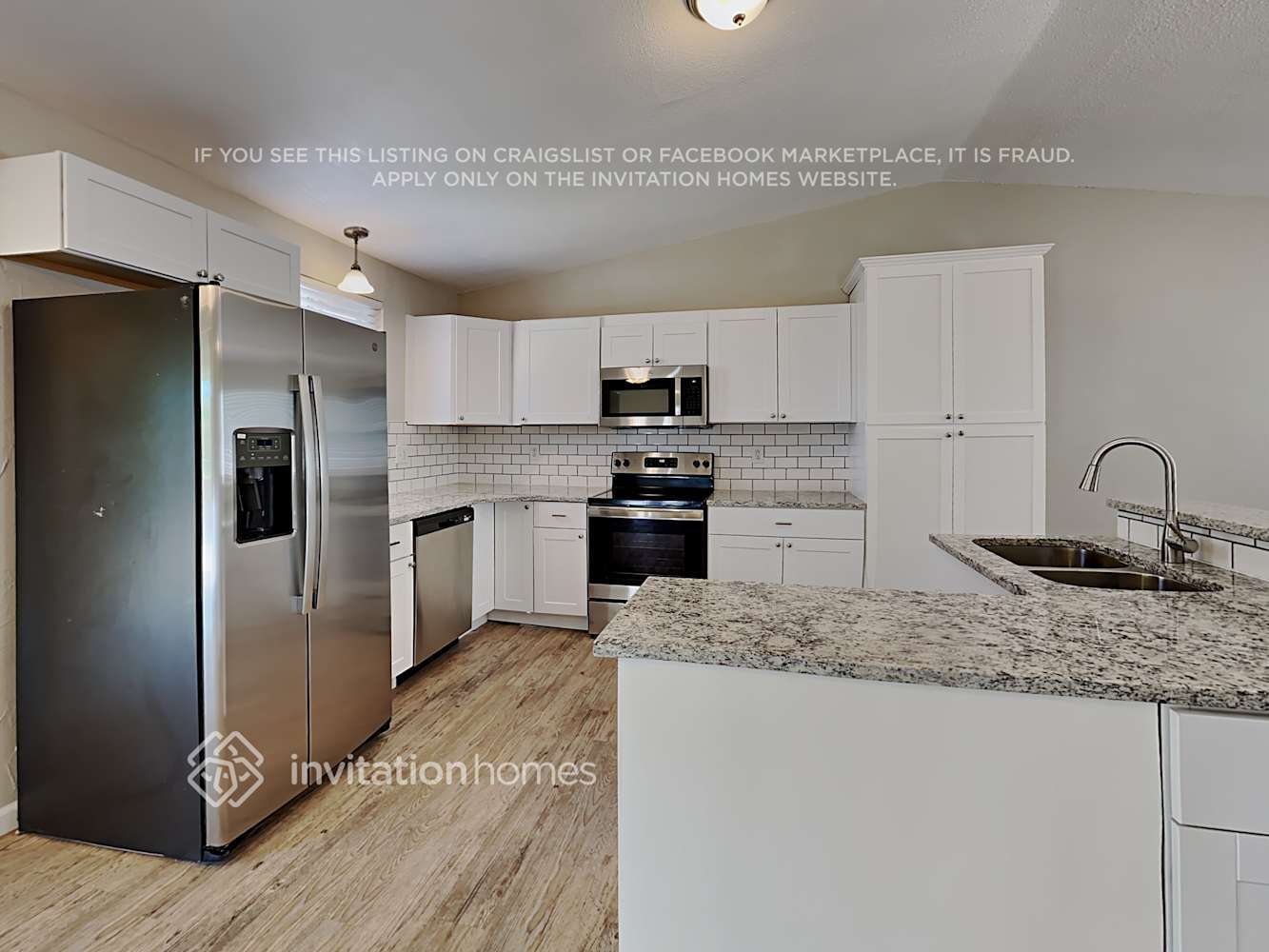 Building Photo - 2038 El Camino Meseta