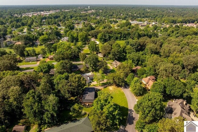 Building Photo - 51 Martin Cir