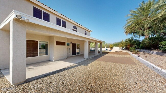 Building Photo - 6434 W Honeysuckle Dr