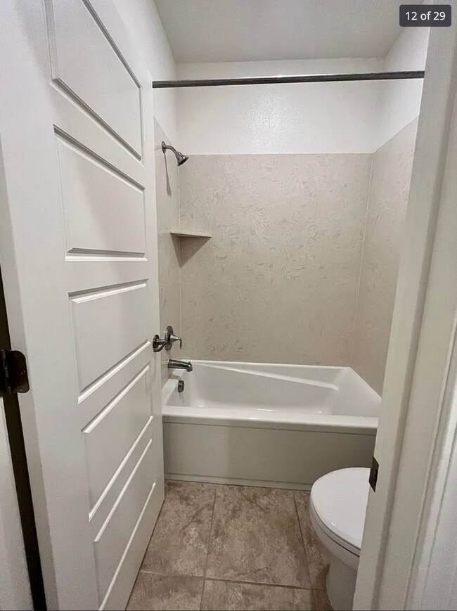 Building Photo - North Lake (Natomas) 4/3+ HUGE Bonus!  WATER VIEW!! - Please read entire ad for viewings!