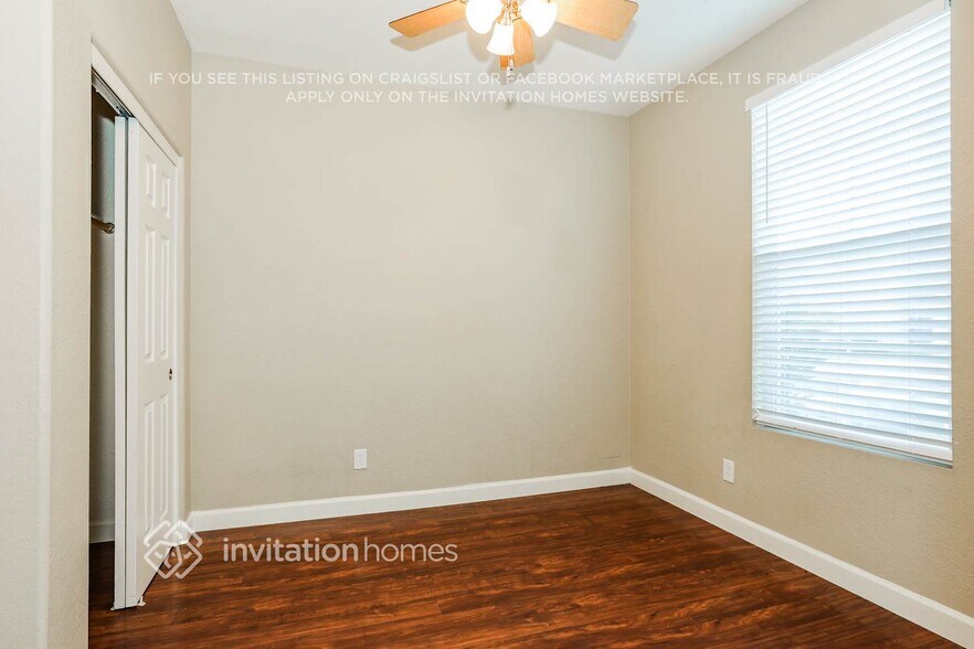 Building Photo - 4821 E Meadow Mist Ln
