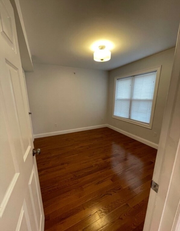 Building Photo - 108 Maverick St