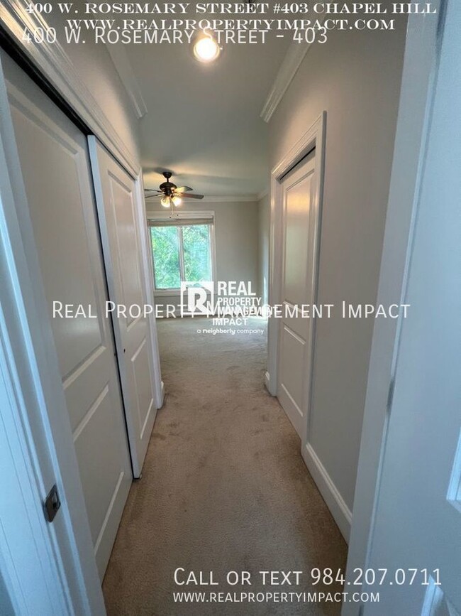 Building Photo - Updated 2/3-bedroom 2 bath townhome with g...