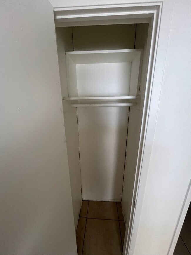 Building Photo - Beechtree 12849-51