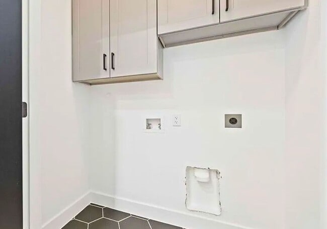 Building Photo - 4117 Shelby Cir