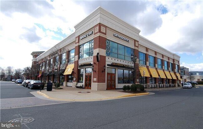 Building Photo - 3970 Burning Bush Ct