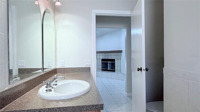 Building Photo - 11803 Classic Lake Way