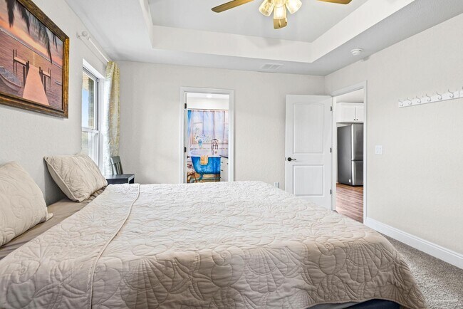 Building Photo - 7911 Twin Lake Dr