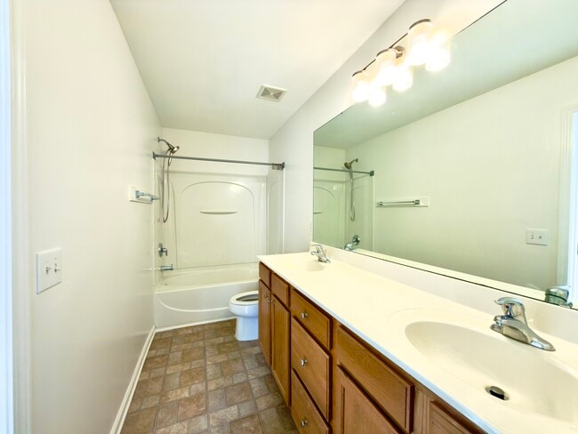 Building Photo - 204 Harbor Haven Dr