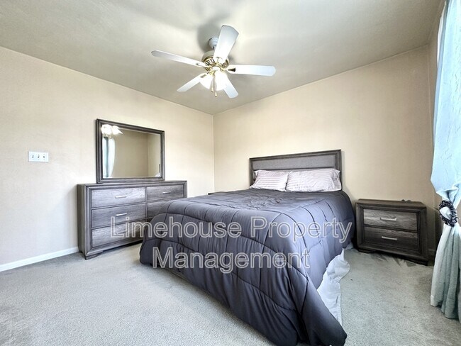 Building Photo - 1116 Fern Ln