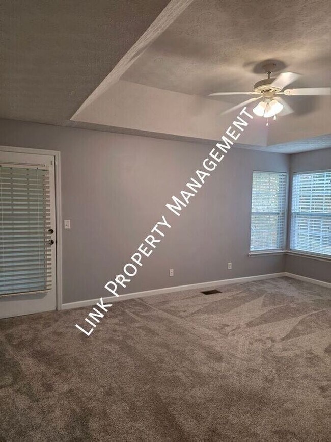 Building Photo - 6383 Rim Crest Ln