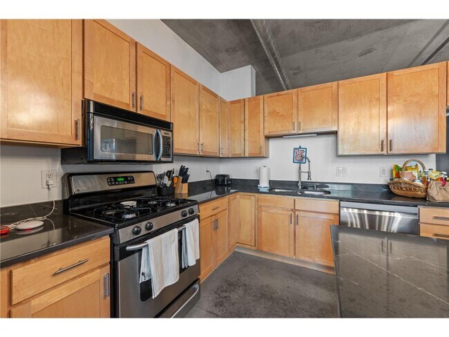 Building Photo - 720 N 4th St